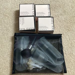 Mary Kay lot mineral powder and brushes
